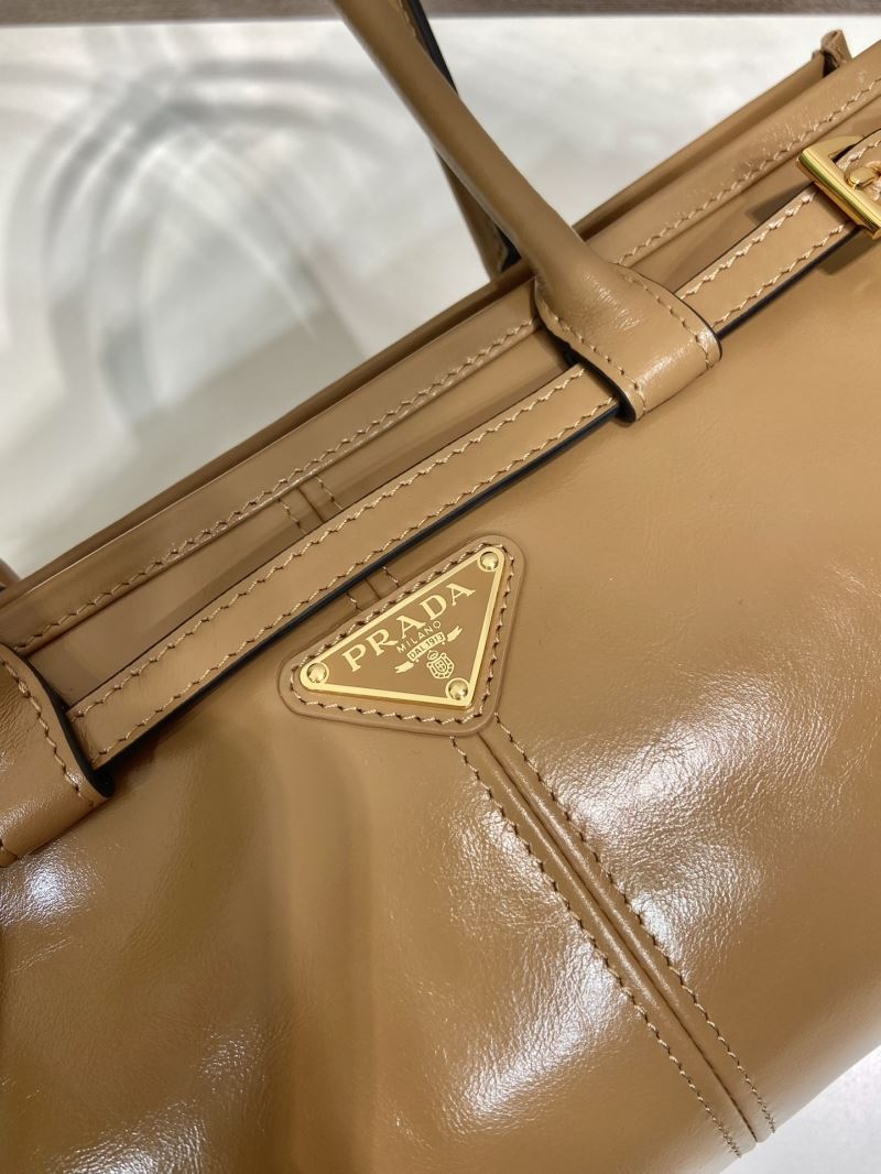 Pra*a top handle bags
